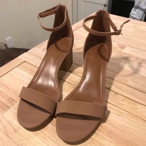 Brand new Francesca’s Ankle heels SIZE 8.5